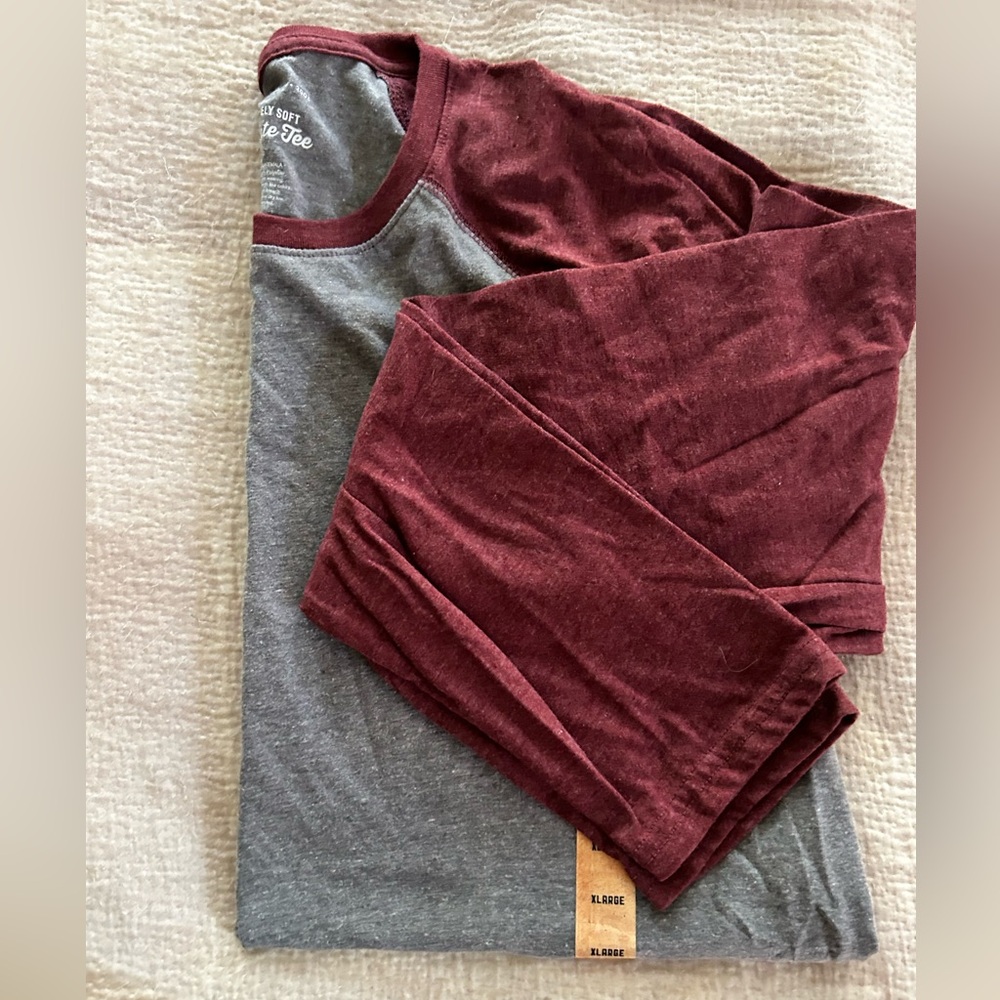 New with tags Long sleeve baseball tee